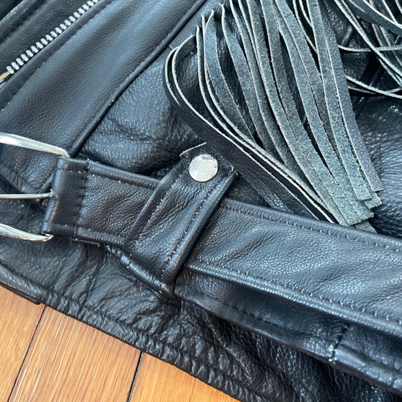 Vintage biker fringe black leather moto jacket - Picture 9 of 16